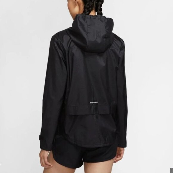 Nike Womens Black Essential Jacket - Picture 4 of 11